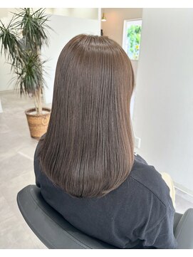 ナッツ(Nut's) ブリーチなしオリーブカラー