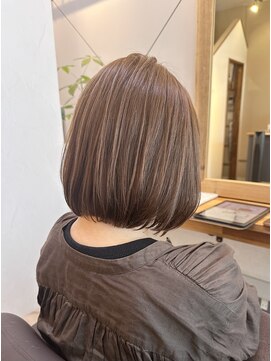 琥珀 ボブ×ベージュ