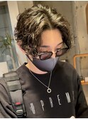 秋田メンズカットメンズパーマ波巻きパーマセンターパート眉毛