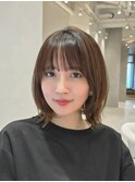 表参道酸性ストレート艶髪ミディアムレイヤーアッシュグレー30代