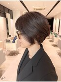 大人クール前下がりショートボブ