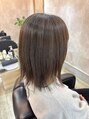 エンビ(embi.) 白髪ぼかしハイライト+髪質改善トリートメントでエイジングケア