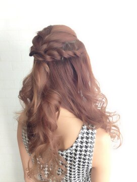 ヘアメイクサロンシャルメ(Hair Make Salon CHARMER) 二次会☆ふんわりダウンスタイルへアセット