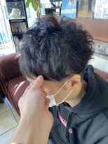 クオリス 上板橋店(QUALIS) フロントストレートパーマ風スタイル【ツーブロック×刈り上げ】