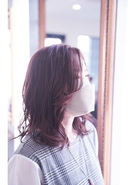 トゥーユー(to You) 春カラーミディアムコテ巻スタイル