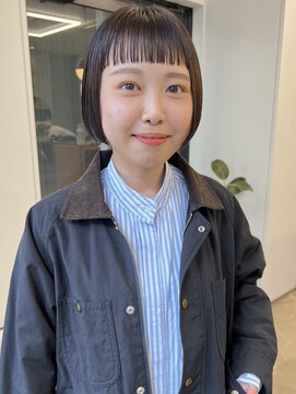 ホイ(HOI) オン眉ボブ