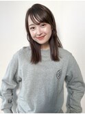 ぱつっとミディアムスタイル