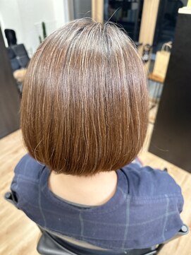 クレス 新宿御苑前(cresc) さらさら酸性ストレート