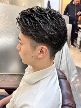 銀座マツナガ 浅草店 ビジネスパーマ/ツーブロ/アップバング/マッシュ刈り上げ