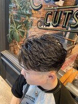 フォーコーナーズ(Four Corners)&nbsp;ニュアンスパーマスタイル