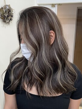 エトラ 渋谷店(etora) 小顔 ネビージュグレージュハイライトカラー◎