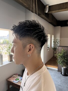 プリーモ ヘアー レガロ(Primo hair REGALO) 短髪ハイライトショート