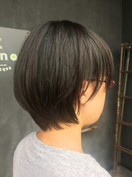 ナナ バイ ピケ(nana by pique) 初めてのショートへア/暗髪/段カット/アッシュブラック/20代30代
