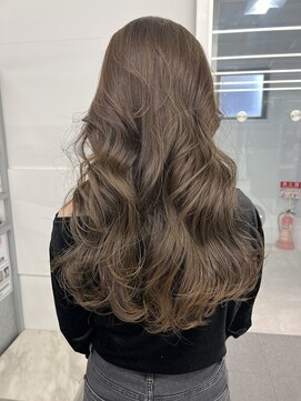 イディア ノブ アカデミー 池袋東口(IDEA NOV ACADEMY) □大人似合わせレイヤー□【池袋東口/学割U24/髪質改善】