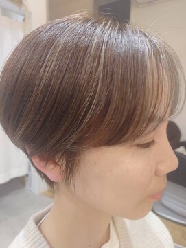 イズランドヘアー(Izland hair) ハイライト×マッシュショート