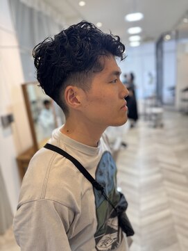 フロラクロマ 上通NEWS裏(FLORACHROMA) メンズパーマ