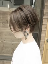 ルーナヘアー(LUNA hair)&nbsp;ハイライト ハンサムショート ショート カット 40代50代ブリーチ