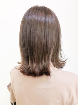 ヘアーヒーリング フルリル(Hairhealing Fleuril)の写真/【アルプラザ茨木２F/無料駐車場有】毎日がもっと心地よく。髪も心も癒される、頼れるサロン◎