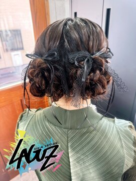 【ヘアセット】ツインシニヨン × ブラックレースリボンアレンジ