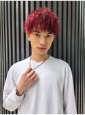 ショートヘアスパイラルパーマブリーチレッドカラー
