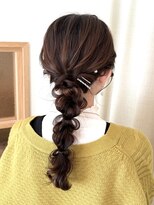 ソノ(sono)&nbsp;編みおろし ヘアセット  デートヘア ライブヘア 参列ヘア