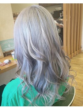 ヘアーコレット(hair Colet) ホワイトシルバーアッシュカラー