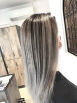 ラビスモア(Lovis moa)&nbsp;切りっぱなしボブ/ピンクブラウン/エアリーロング/美髪のススメ