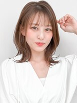 前髪イメチェンレイヤーカットエアリーカールこなれミディ