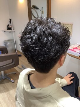 セラヴィ(C'est La Vie) パーマ