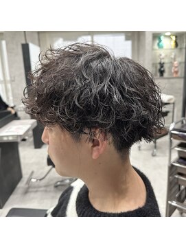 シャイン 大宮(SHINE) メンズカット/パーマ/ヘッドスパ/ブリーチ/眉毛/韓国/大宮/Men's