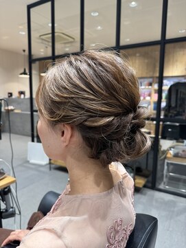 レックスヘアーインターナショナル(ReX HAIR INTERNATIONAL) 【山嵜 栞】結婚式参列ヘア