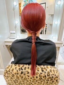 ベラアンドヘア(BELLA&HAIR) スタイリッシュな変形あみおろし