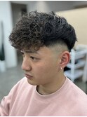 海外風スペインカール　短髪パーマ