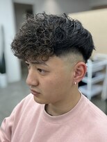 アンバー(UMBER)&nbsp;海外風スペインカール　短髪パーマ