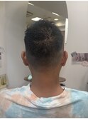 【アップバングビジネスヘアフェードカットバーバースタイル】