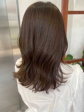 ソピ バイ インビテーション(sopi by invitation) オリーブ/オリーブベージュ/赤み消しカラー