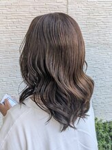 染めるだけではない、染めた後を考えたアフターケアのご提案