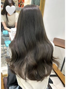 アマトウキョウスマートサロン(AMA TOKYO×Smart Salon) オリーブグレージュ グレージュ 透明感カラー