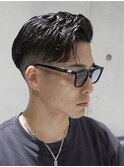 MEN'S/かき上げサイドパート×フェード/短髪/アップバング