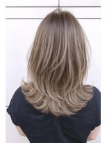 リン モアナバイヘッドライト 武蔵小杉2号店(lynn Moana by HEADLIGHT) lynn【武蔵小杉】#レイヤー#ブリーチ#ハイライトカラー