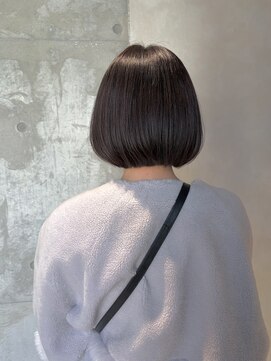 大人ボブ/切りっぱなしボブ/ラベンダーアッシュ/あごラインボブ