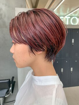 テトヘアー(teto hair) ハンサムショート、丸みショート、ピンクベージュ、ブリーチ