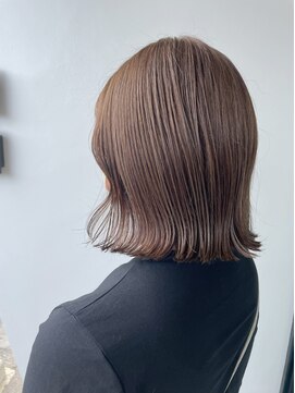 ルーツ(ROOTS) 切りっぱなしのボブ×ベージュカラー