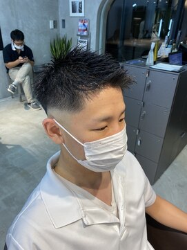 アンサー 千葉中央(UNSER prod by THE DAY) アップバングスキンフェード