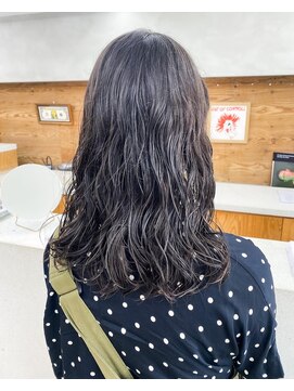 トゥコ(tuco) ミディアムパーマ　ニュアンスパーマ　パーマ　ミディアム