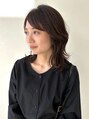 エテレ(etele)&nbsp;ミディアムレイヤースタイル♪ハイライトで透明感をプラス