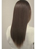 質感再整ストレートでサラ艶ヘア