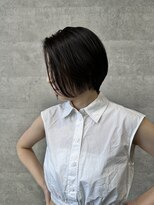 ルイス(L'wis)&nbsp;パーカーやタートルネックにおすすめショートカット