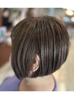 イーエル グランデ(e.ll grande)&nbsp;グラデーションボブ×ハイライト