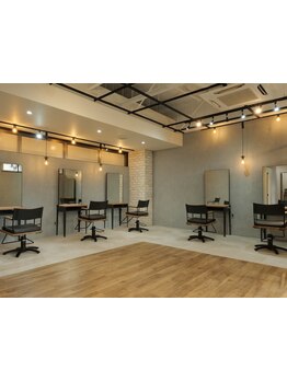 【榴岡/駐車場有】トレンド感を取り入れながら、今の自分に合ったスタイルをご提案します。